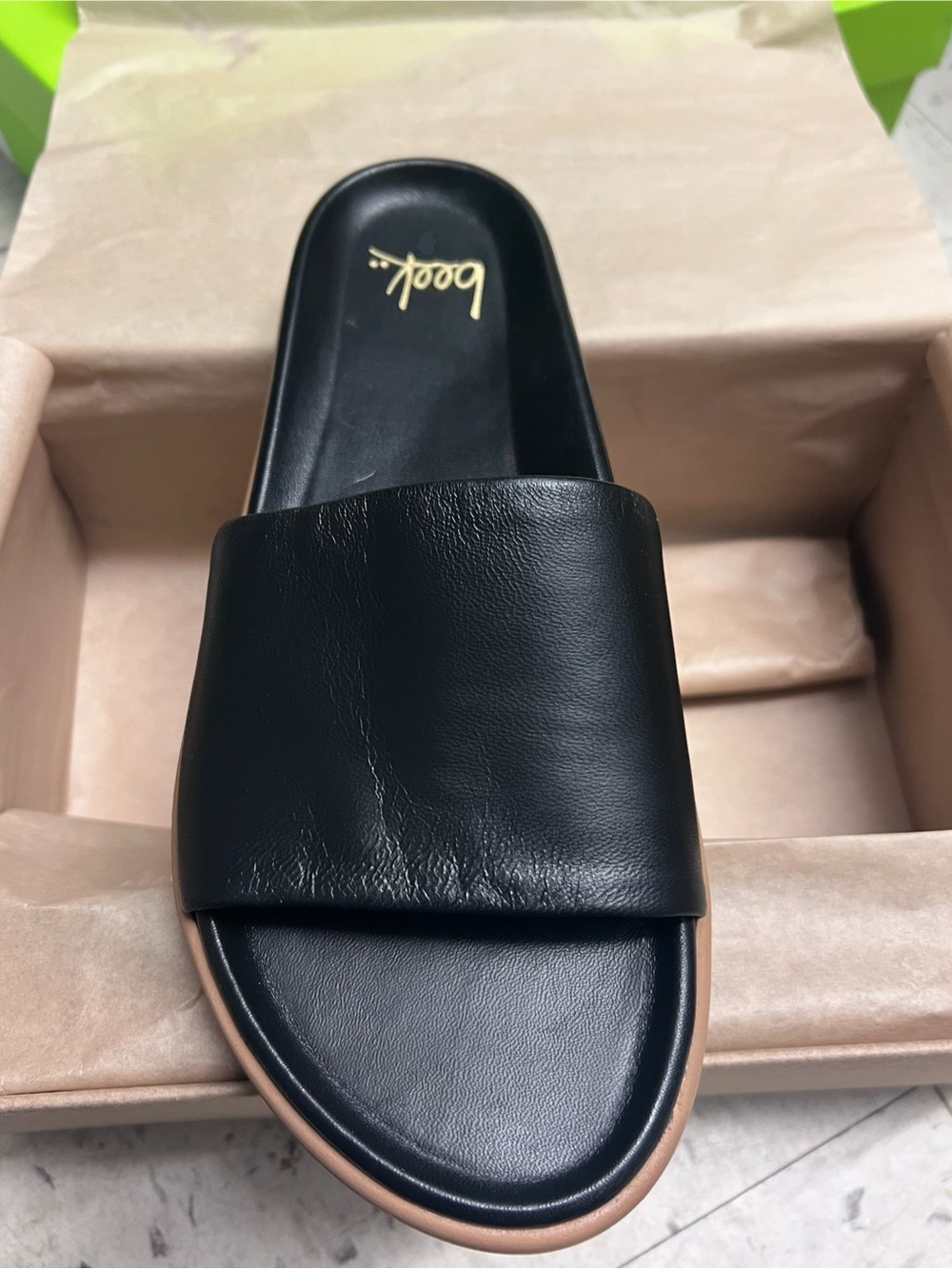 Beek Chick Slides Sandals Black Leather New in Box